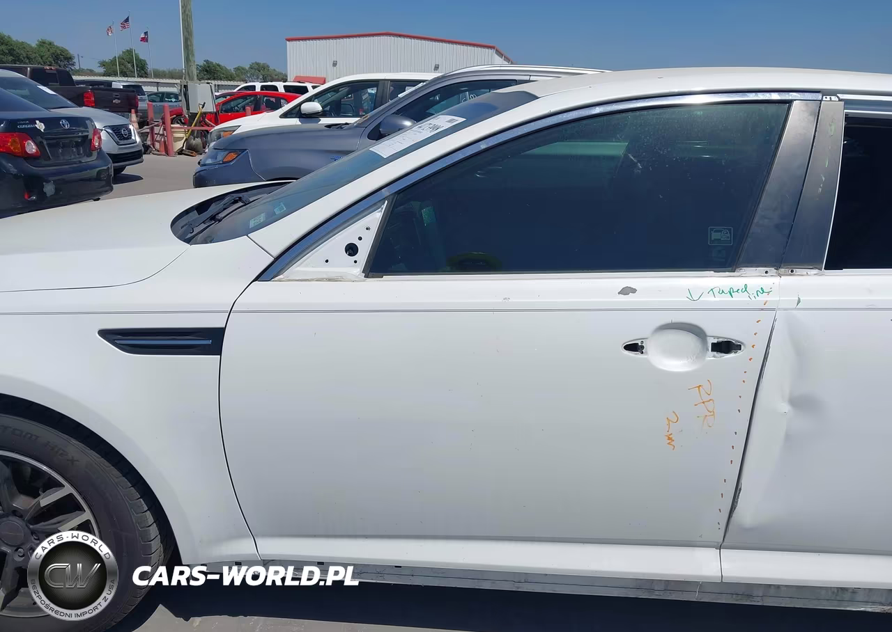 2015 Kia Optima Lx VIN:5XXGM4A75FG352326 - 14
