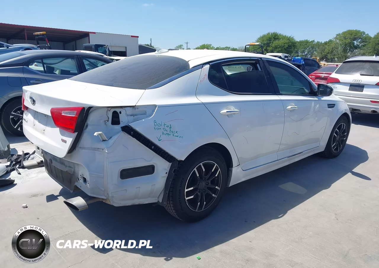 2015 Kia Optima Lx VIN:5XXGM4A75FG352326 - 4