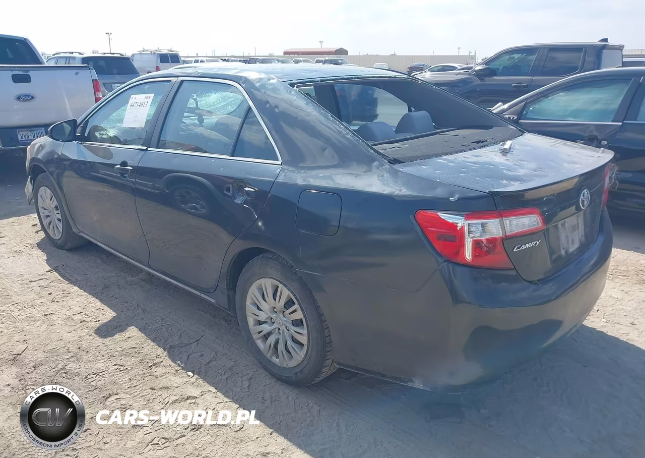 2012 Toyota Camry Le VIN:4T4BF1FK6CR195722 - 3