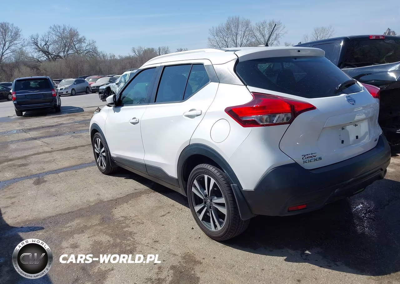2019 Nissan Kicks Sv VIN:3N1CP5CUXKL539139 - 3
