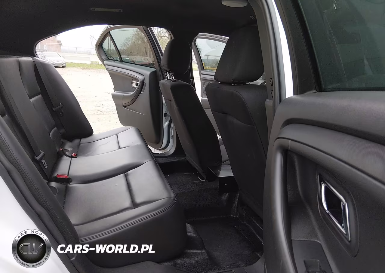 2018 Ford Police Interceptor VIN:1FAHP2MK1JG104632 - 8