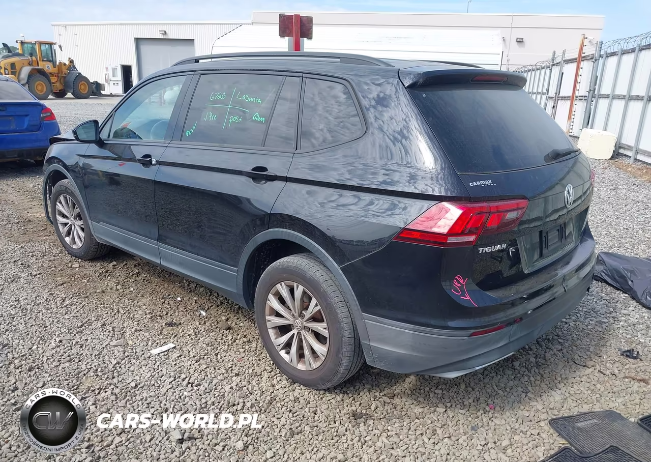 2018 Volkswagen Tiguan 2.0T S VIN:3VV1B7AX3JM010301 - 3