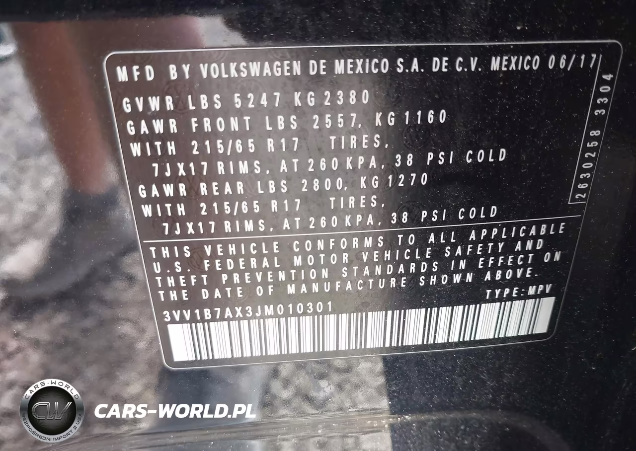 2018 Volkswagen Tiguan 2.0T S VIN:3VV1B7AX3JM010301 - 9