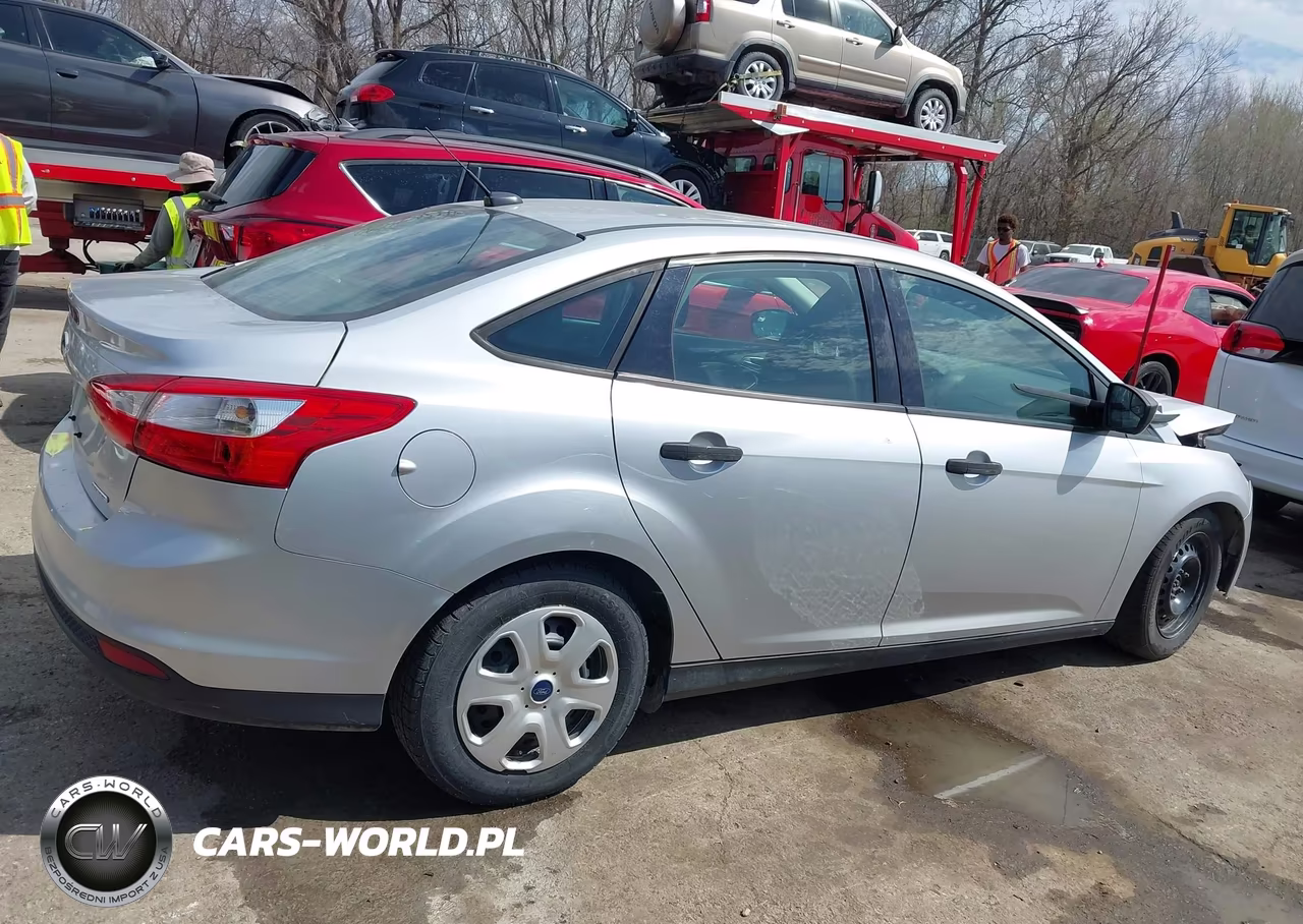 2014 Ford Focus S VIN:1FADP3E22EL168775 - 13