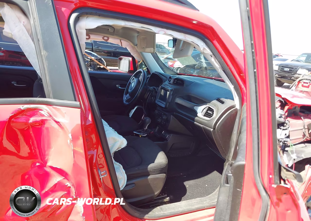 2018 Jeep Renegade Latitude Fwd VIN:ZACCJABB9JPG90812 - 5