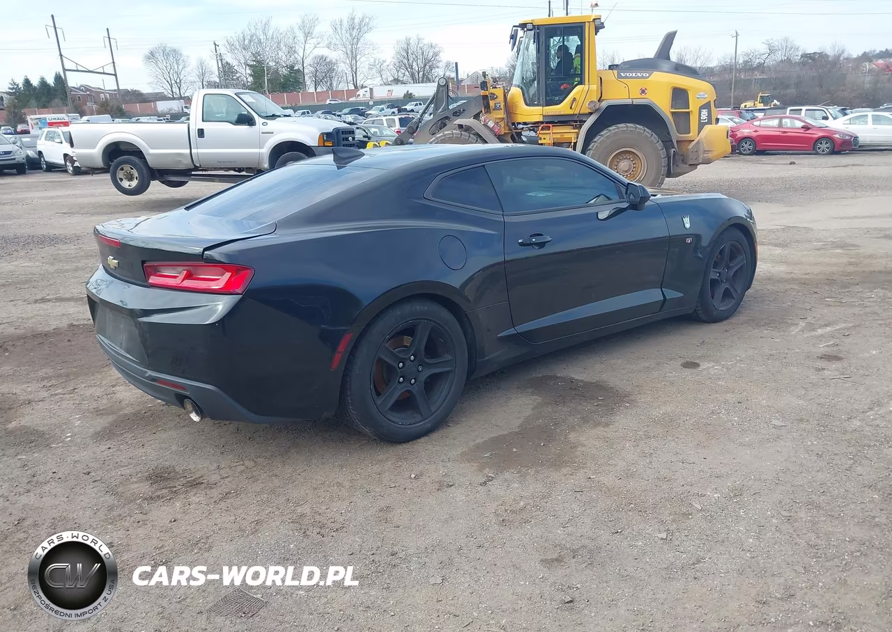 2017 Chevrolet Camaro 1Lt VIN:1G1FB1RS3H0205203 - 4