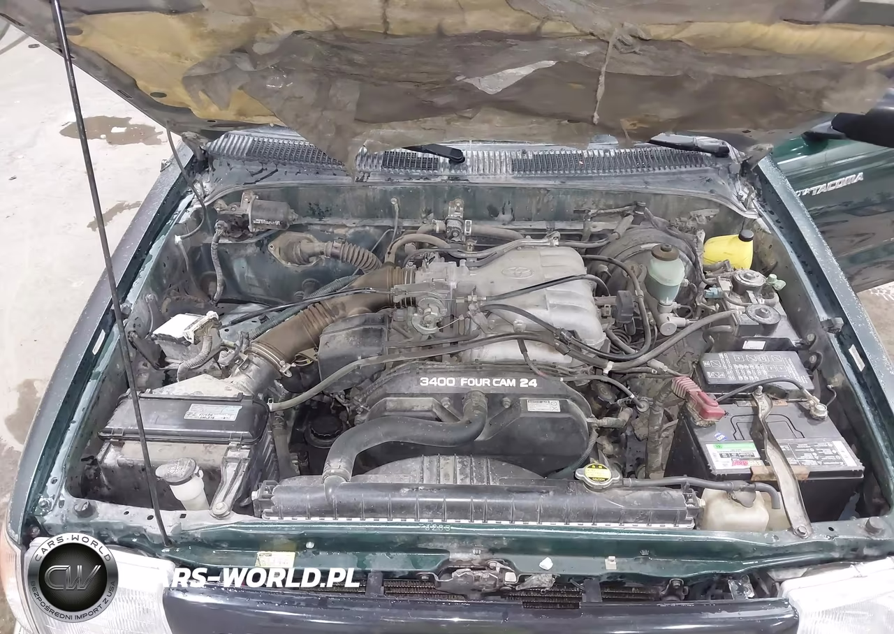 1999 Toyota Tacoma VIN:4TAWN72N4XZ424361 - 10