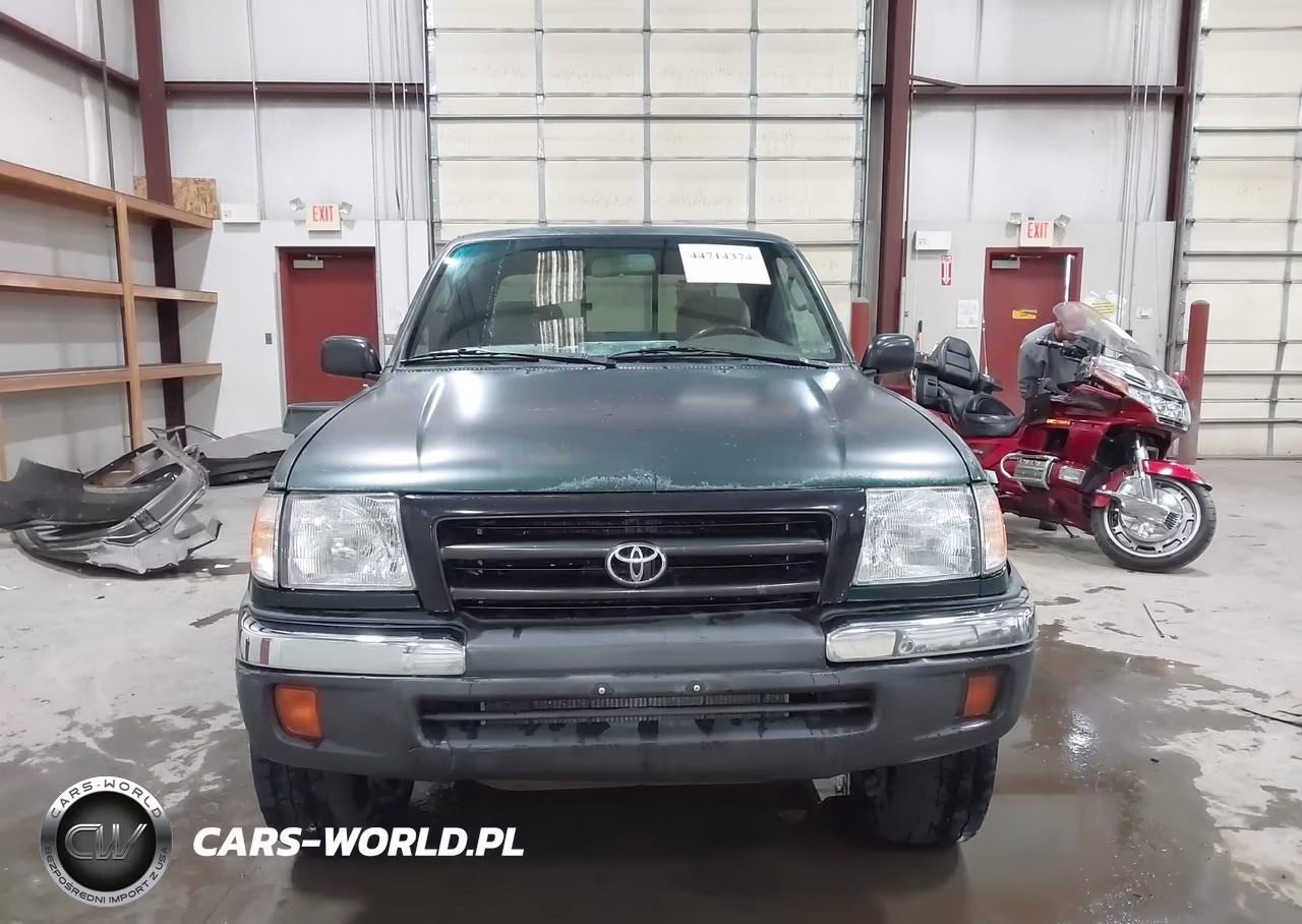 1999 Toyota Tacoma VIN:4TAWN72N4XZ424361 - 12