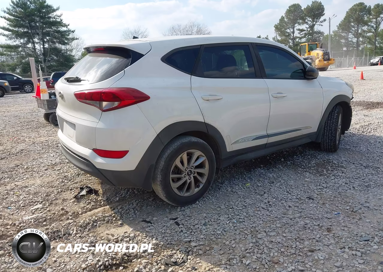 2018 Hyundai Tucson Se VIN:KM8J23A44JU629476 - 4