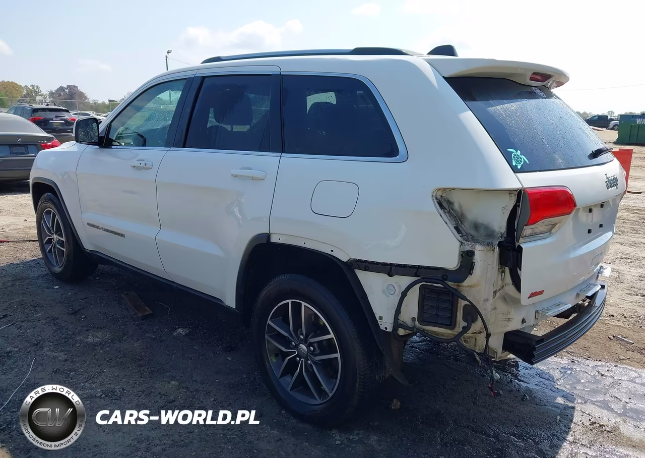 2018 Jeep Grand Cherokee Laredo E 4X2 VIN:1C4RJEAG8JC480463 - 3