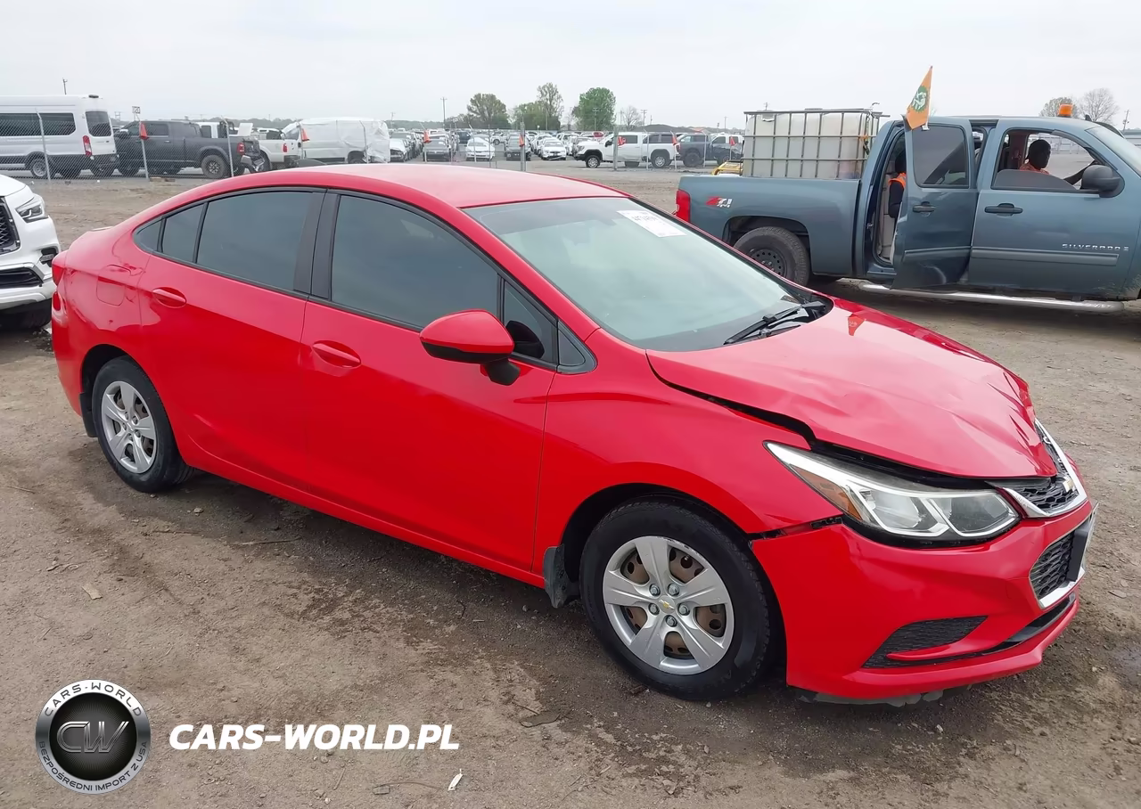 2017 Chevrolet Cruze Ls Auto – zdjęcie 1 z 21