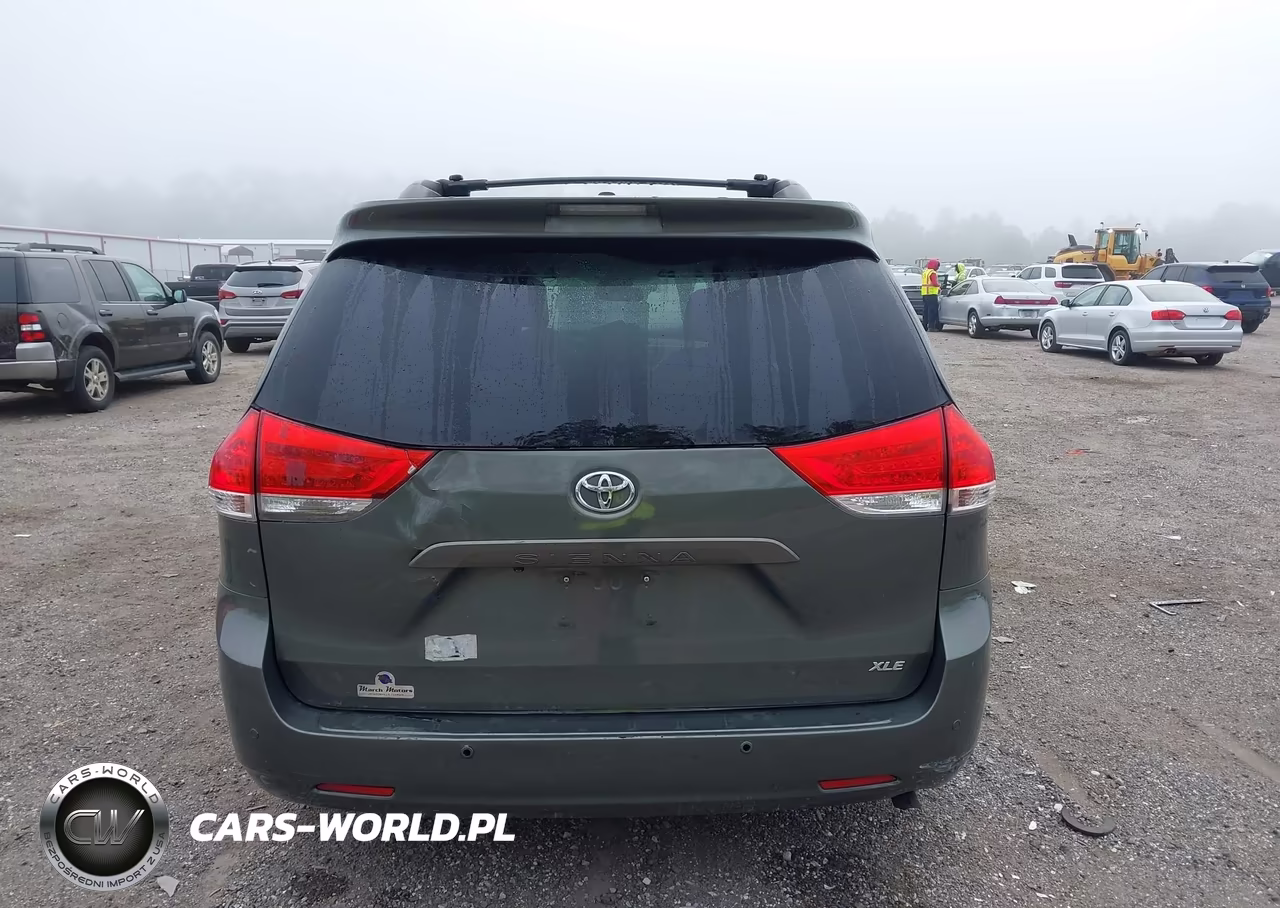 2011 Toyota Sienna Xle VIN:5TDYK3DC8BS172733 - 16