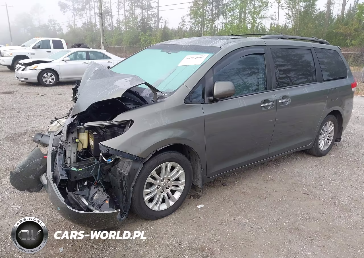 2011 Toyota Sienna Xle VIN:5TDYK3DC8BS172733 - 2