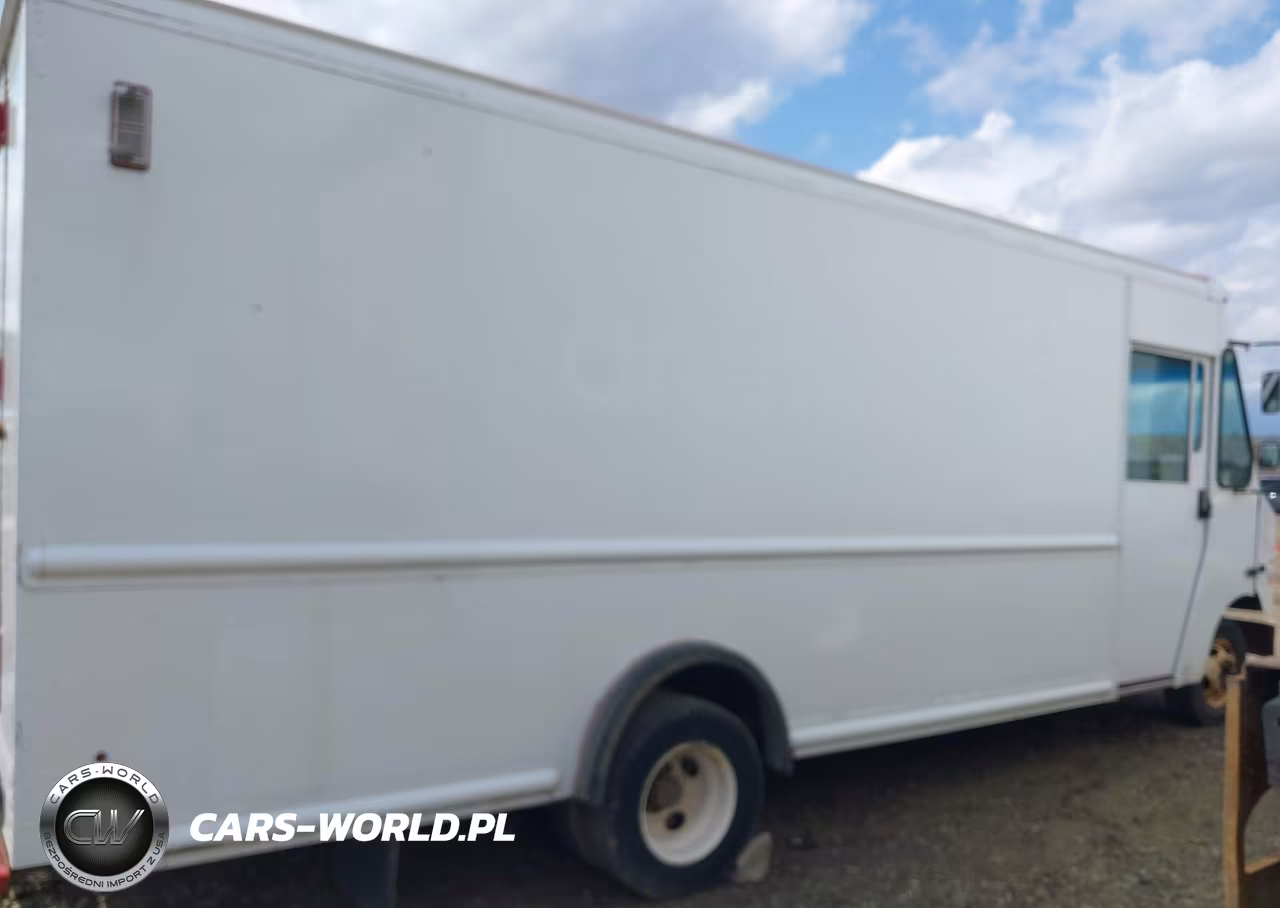 2013 Ford E-350 Stripped VIN:1FC3E3KL9DDA68402 - 16