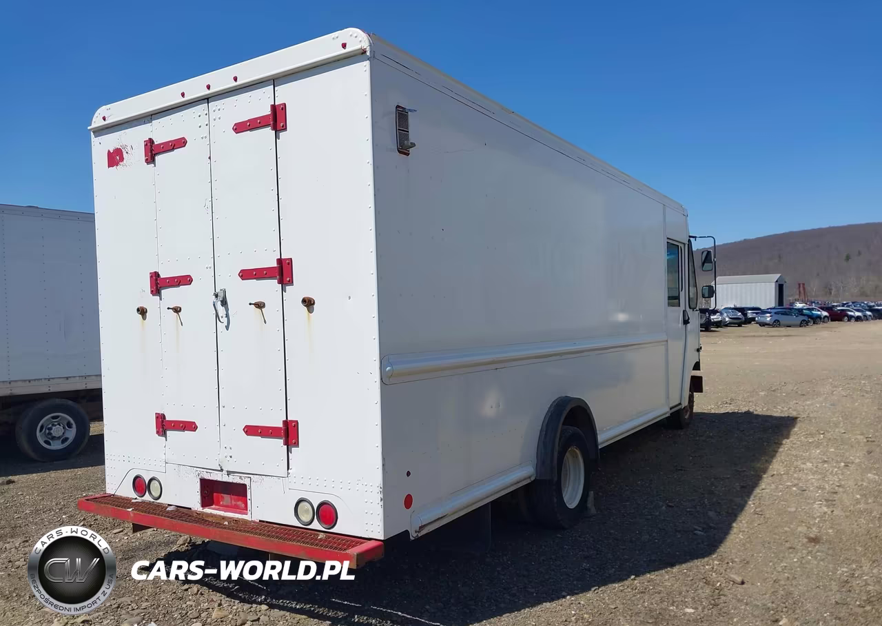 2013 Ford E-350 Stripped VIN:1FC3E3KL9DDA68402 - 4
