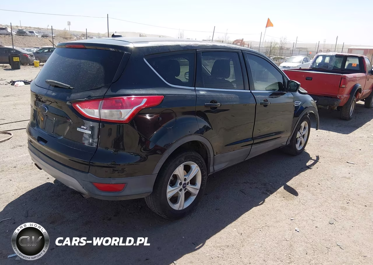 2015 Ford Escape Se VIN:1FMCU0GX3FUC24770 - 4