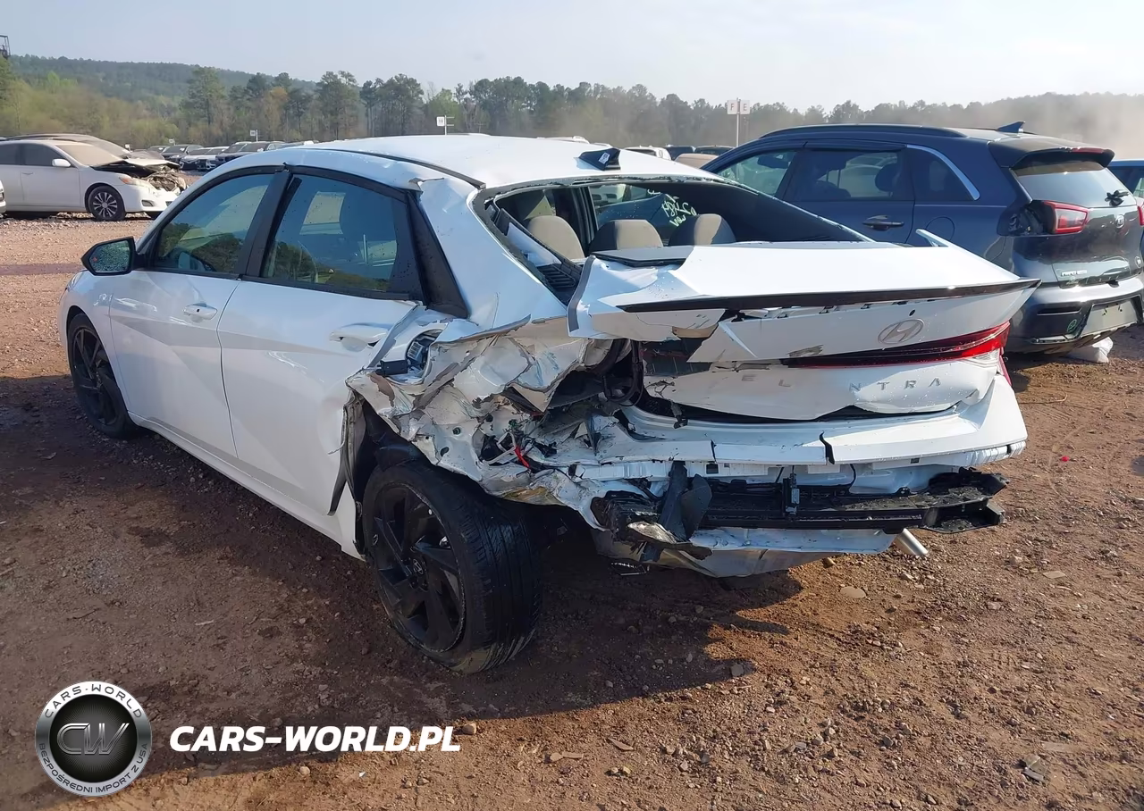 2026 Hyundai Elantra Sel Sport VIN:KMHLM4DG0TU129476 - 3