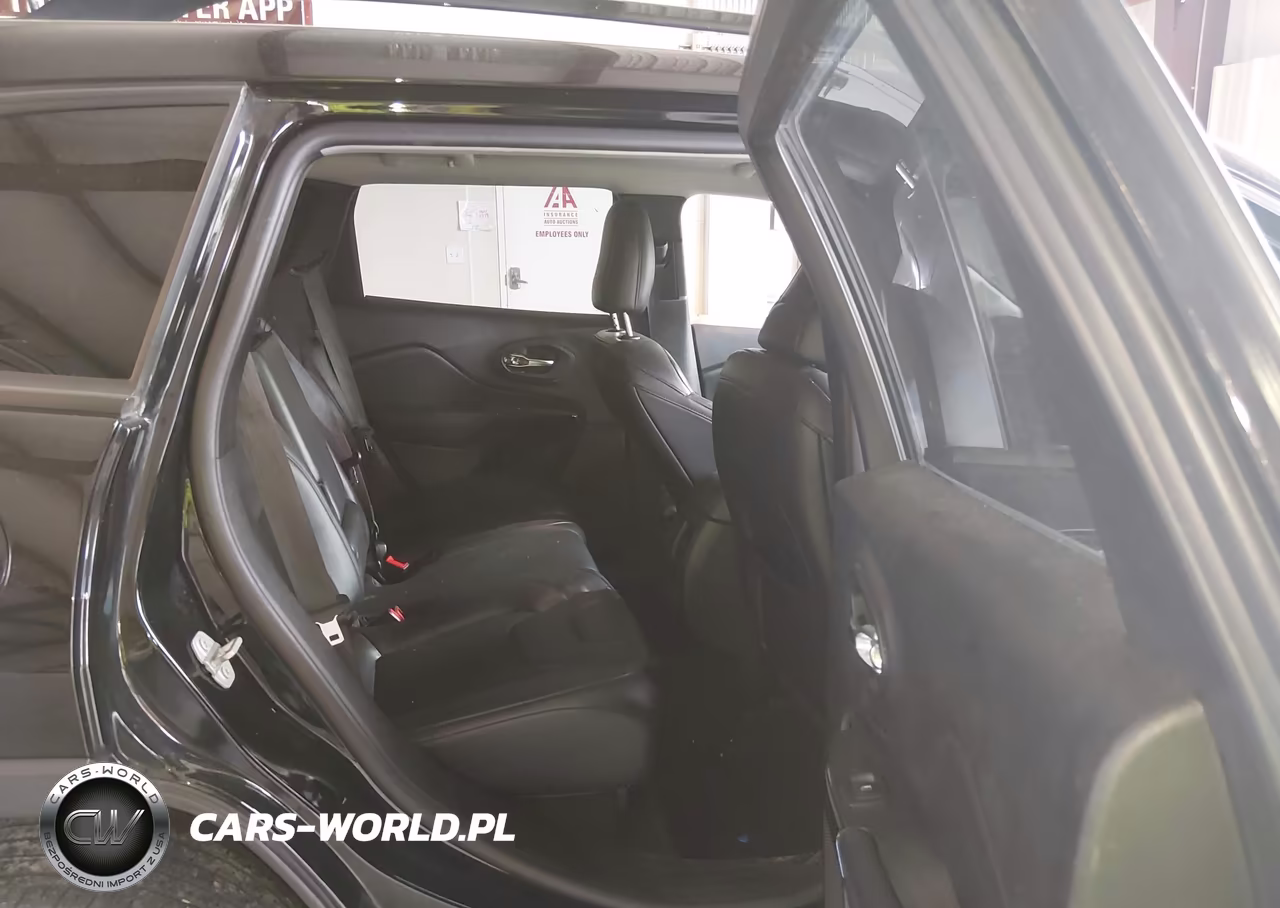 2020 Jeep Cherokee Altitude Fwd VIN:1C4PJLLB0LD645531 - 8