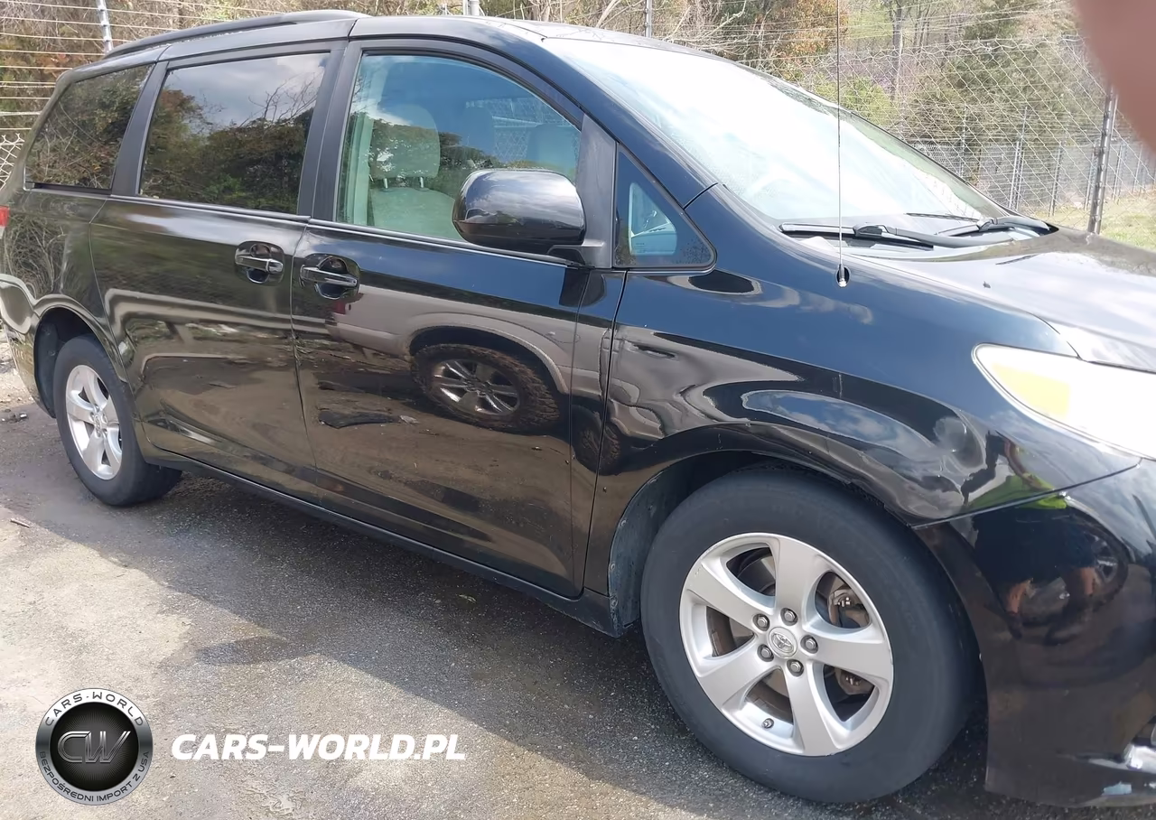 2013 Toyota Sienna Le V6 8 Passenger VIN:5TDKK3DC9DS287186 - 13