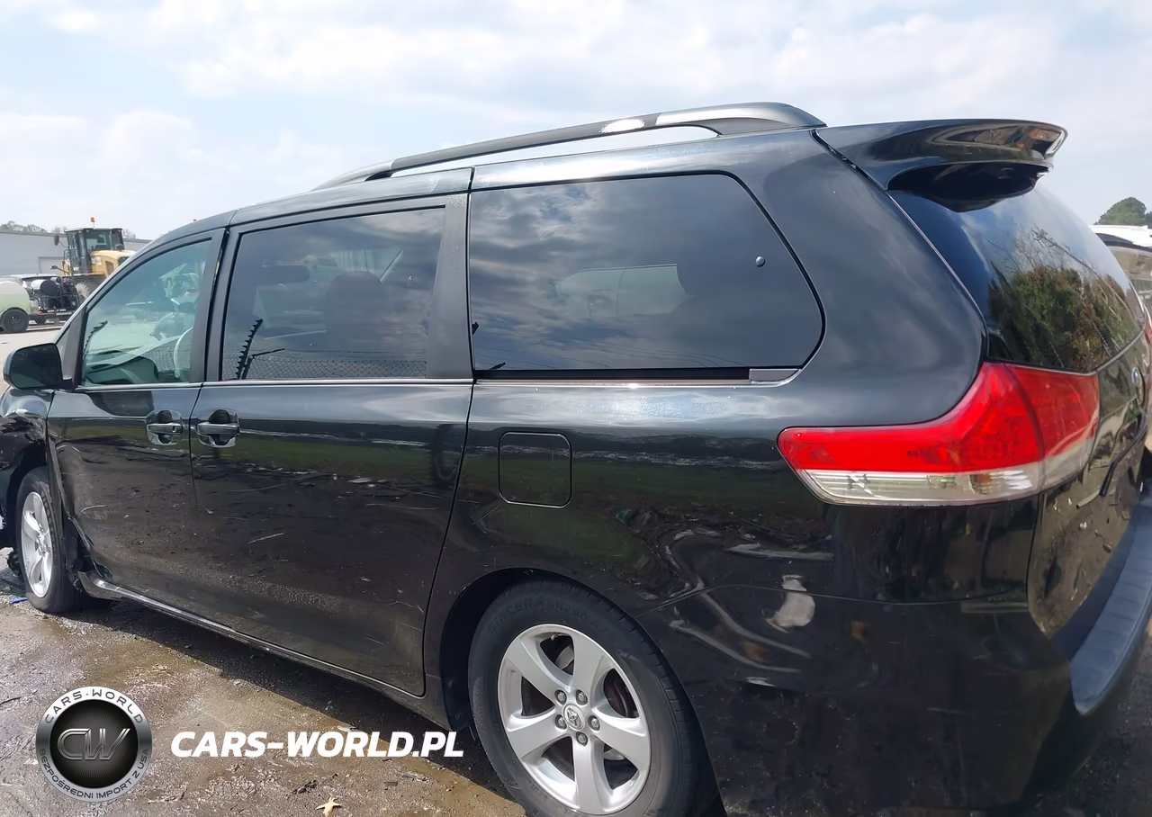 2013 Toyota Sienna Le V6 8 Passenger VIN:5TDKK3DC9DS287186 - 14