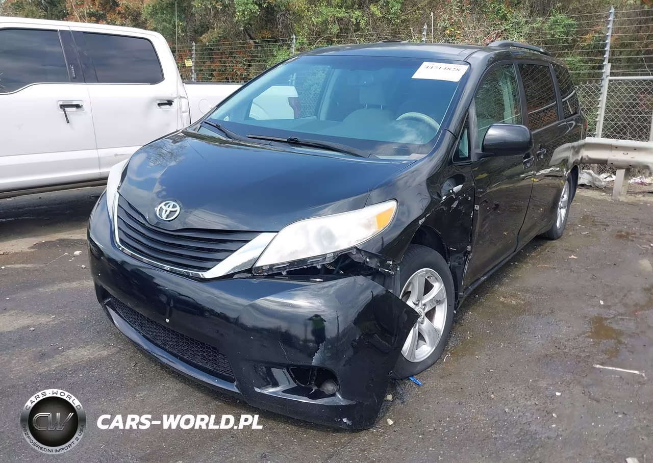 2013 Toyota Sienna Le V6 8 Passenger VIN:5TDKK3DC9DS287186 - 2