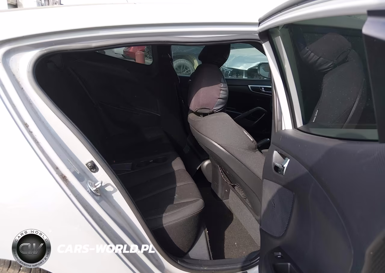2013 Hyundai Veloster Mix VIN:KMHTC6AD8DU164048 - 8