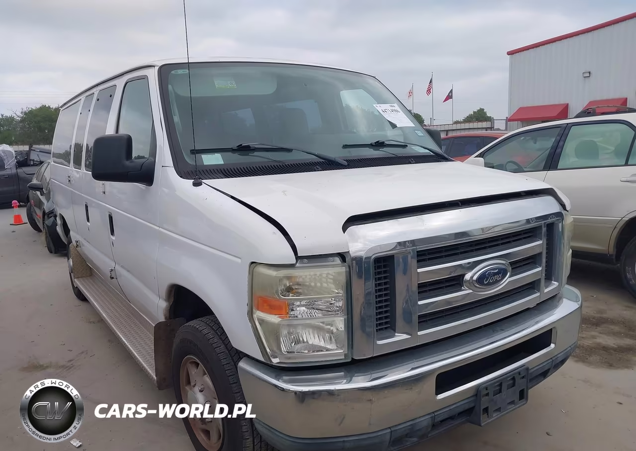 2010 Ford E-350 Super Duty Xlt