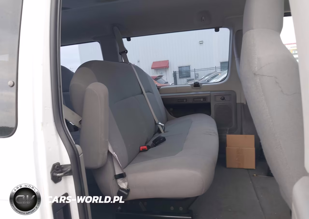 2010 Ford E-350 Super Duty Xlt VIN:1FBNE3BL8ADA81313 - 8