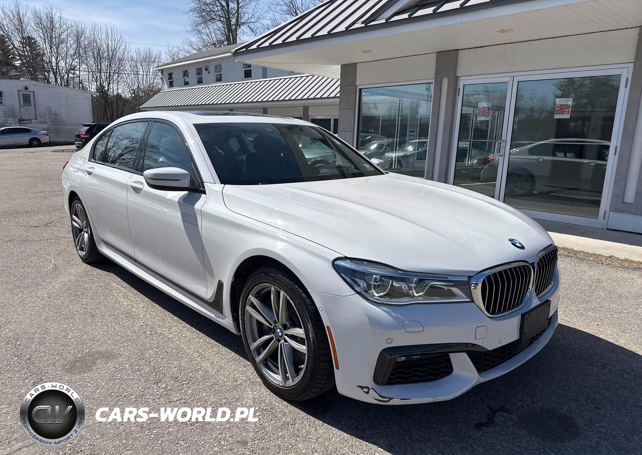 2016 BMW 750 Xi