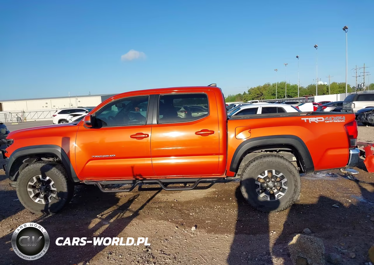 2017 Toyota Tacoma Trd Off Road VIN:5TFCZ5AN0HX115498 - 15