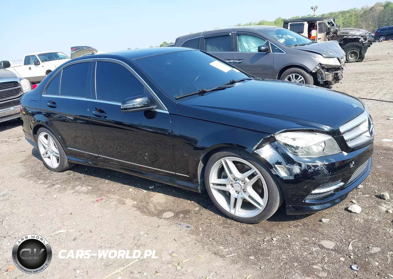 2011 Mercedes-Benz C 350 Sport VIN:WDDGF5GB0BR141799 - 13