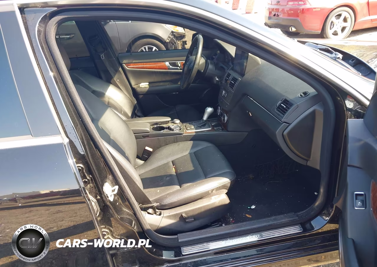 2011 Mercedes-Benz C 350 Sport VIN:WDDGF5GB0BR141799 - 5