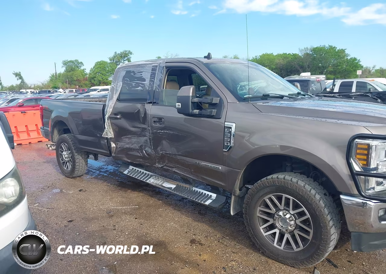 2019 Ford F-350 Lariat VIN:1FT8W3BT3KEE52914 - 13