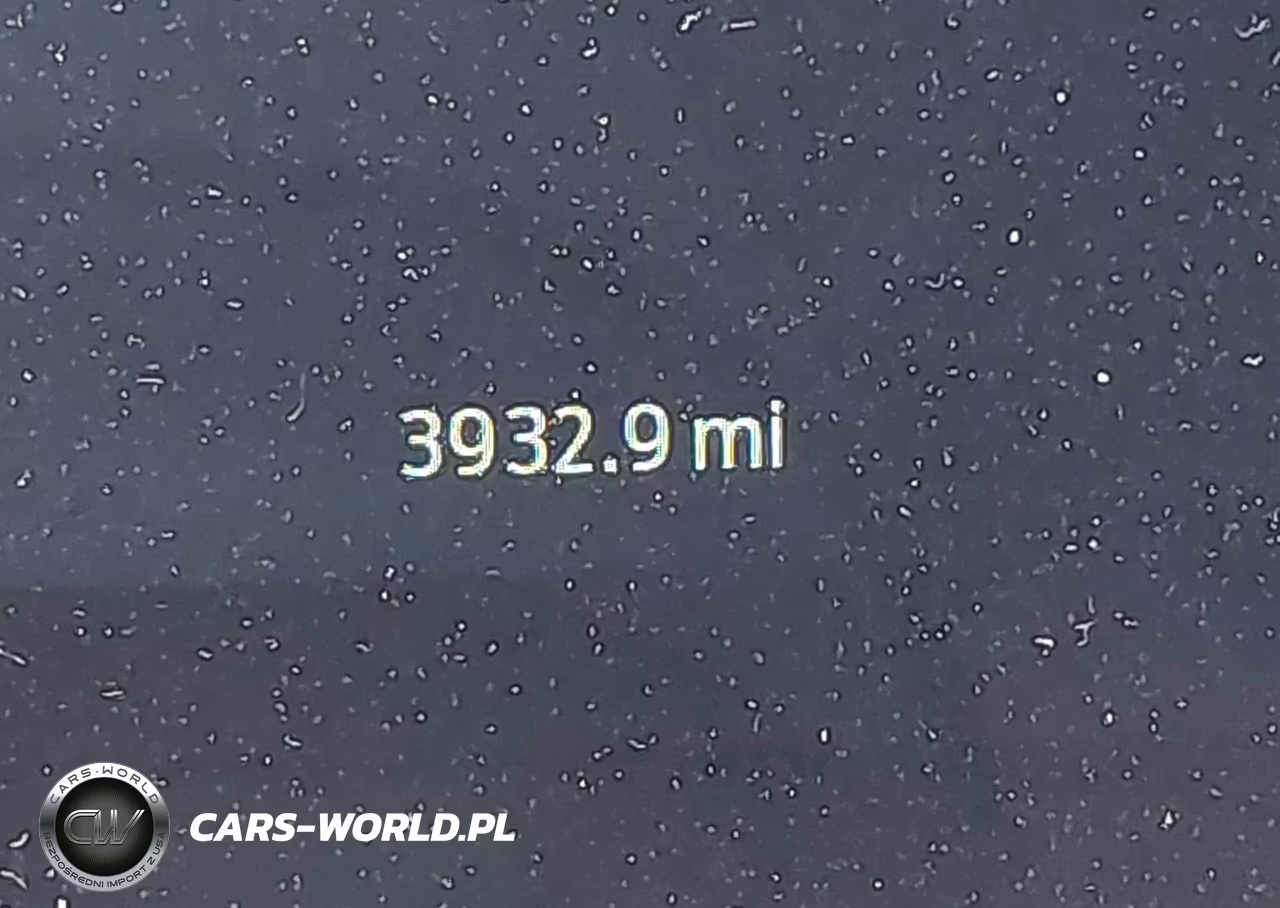 2025 Ford Mustang Ecoboost Fastback VIN:1FA6P8THXS5130093 - 15