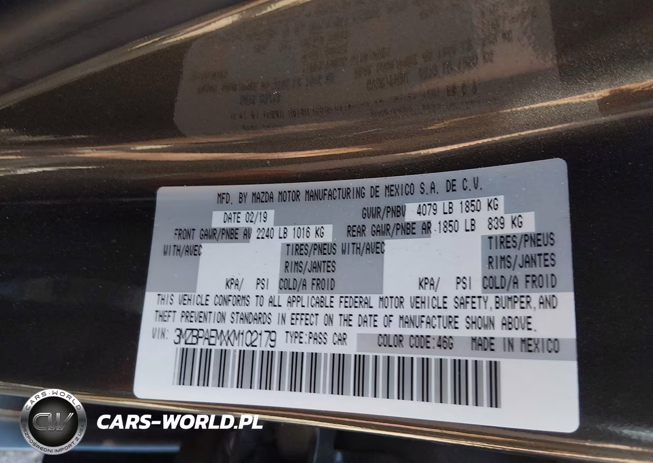 2019 Mazda Mazda3 Premium Package VIN:3MZBPAEMXKM102179 - 9