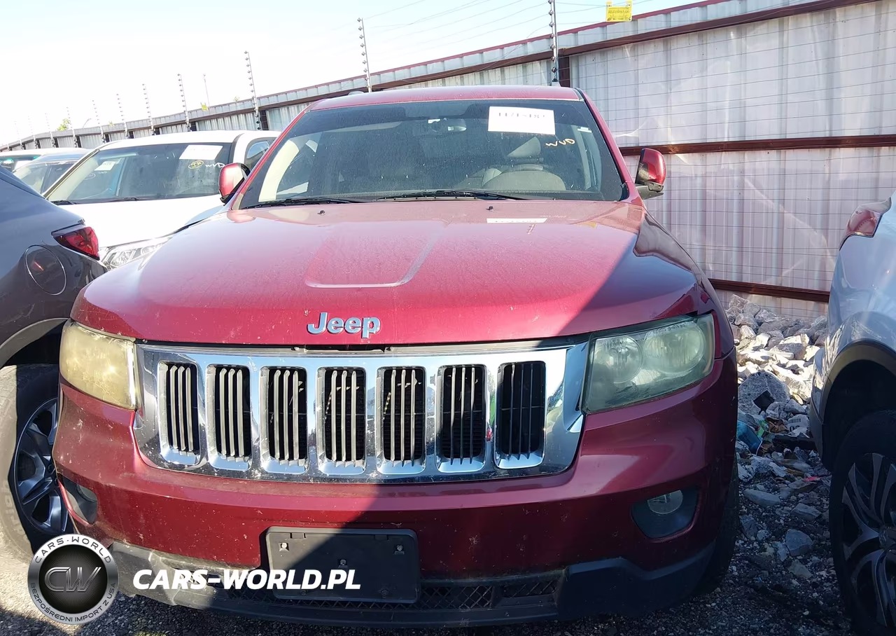 2013 Jeep Grand Cherokee Laredo VIN:1C4RJFAG4DC555914 - 12