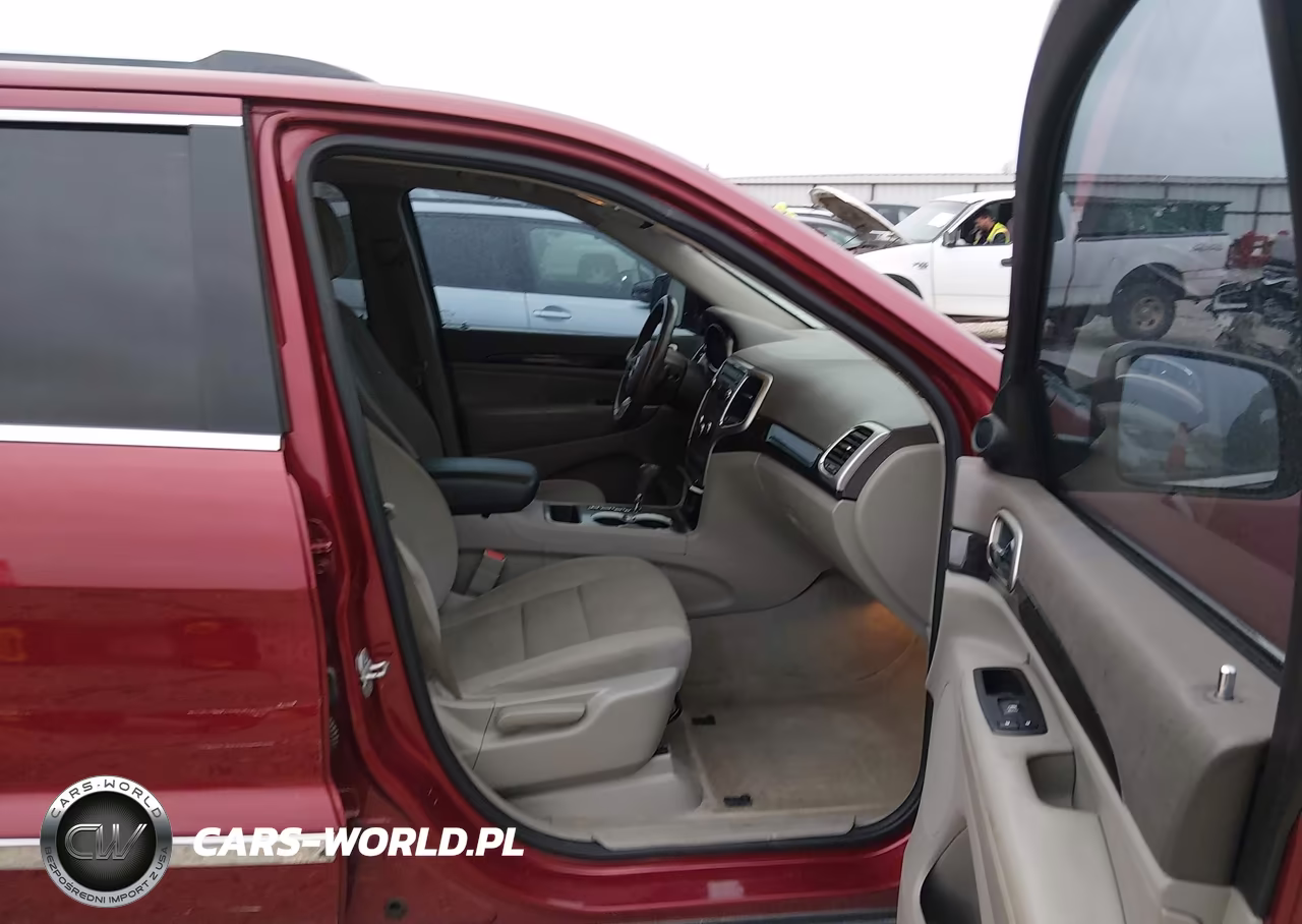 2013 Jeep Grand Cherokee Laredo VIN:1C4RJFAG4DC555914 - 5