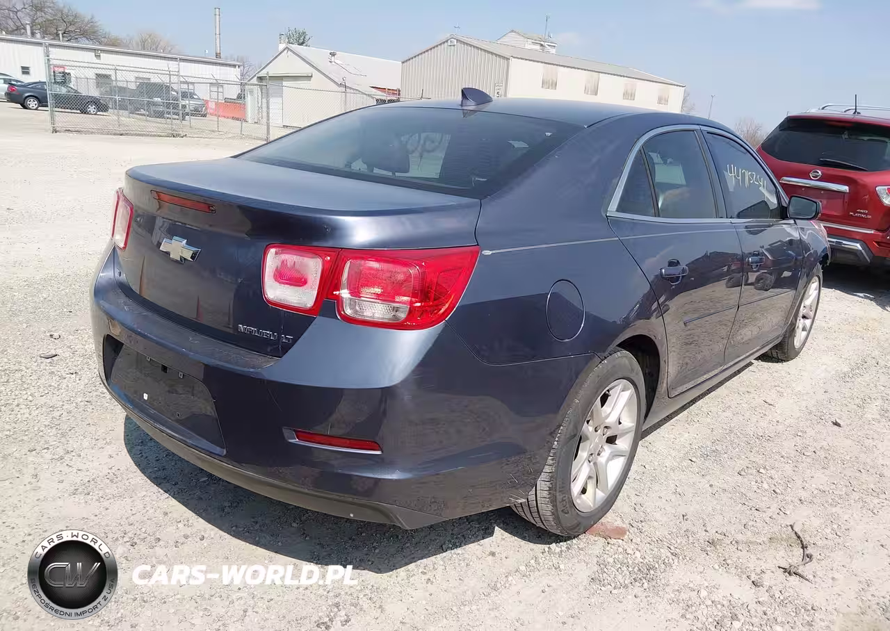 2015 Chevrolet Malibu 1Lt VIN:1G11C5SL0FF335192 - 4