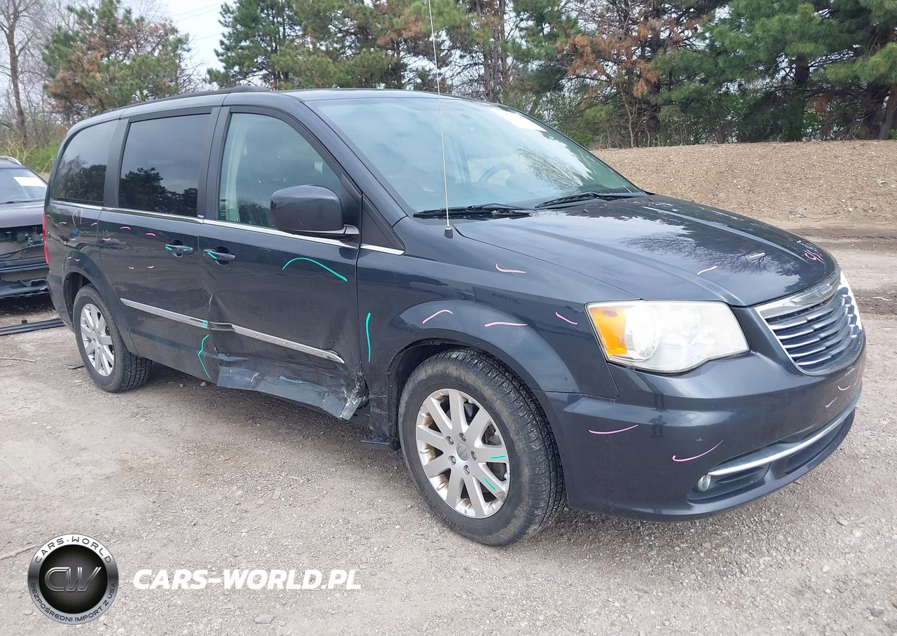 2014 Chrysler Town & Country Touring
