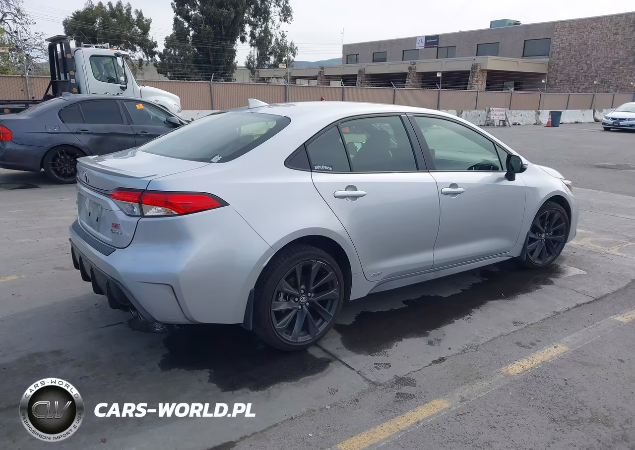 2025 Toyota Corolla Hybrid Se VIN:JTDBDMHE0S3020643 - 4