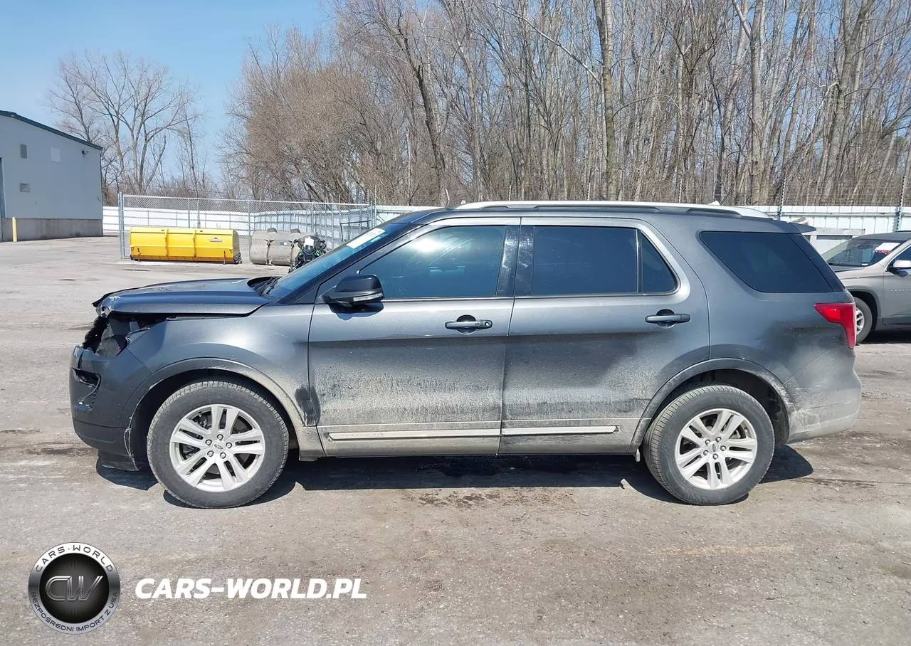 2018 Ford Explorer Xlt VIN:1FM5K8D87JGA31054 - 14