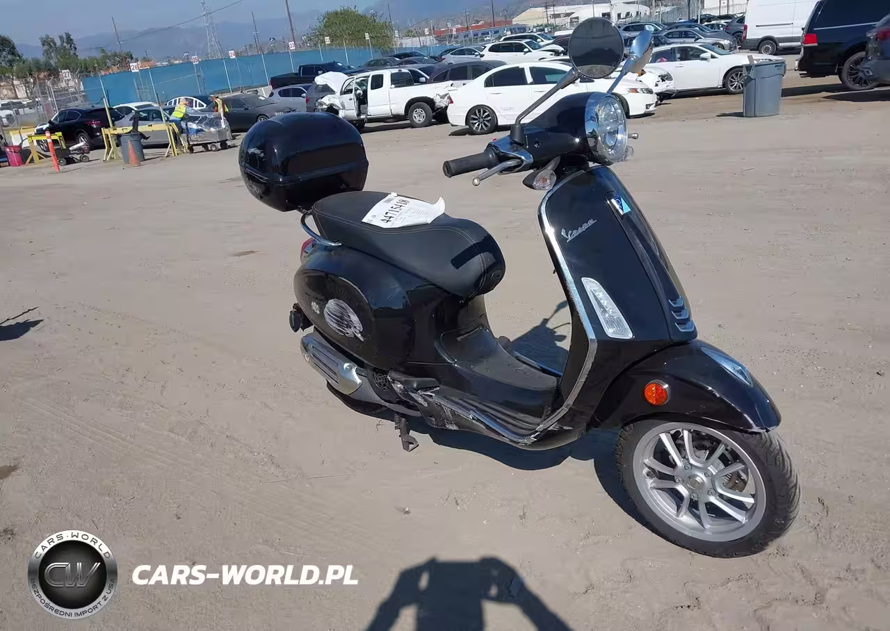 2023 Vespa Primavera-Sprint 150