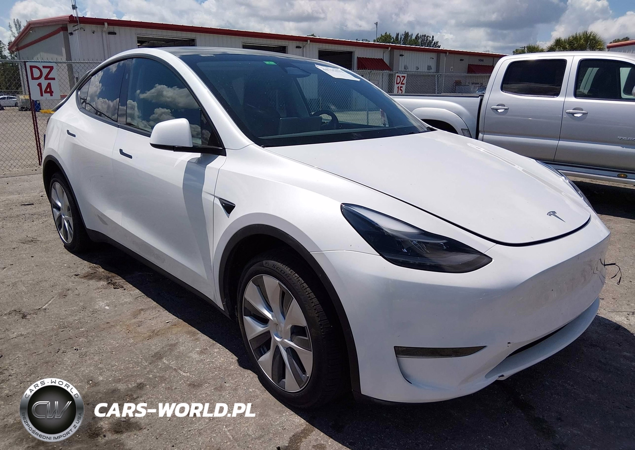 2024 Tesla Model Y Long Range Dual Motor All-Wheel Drive