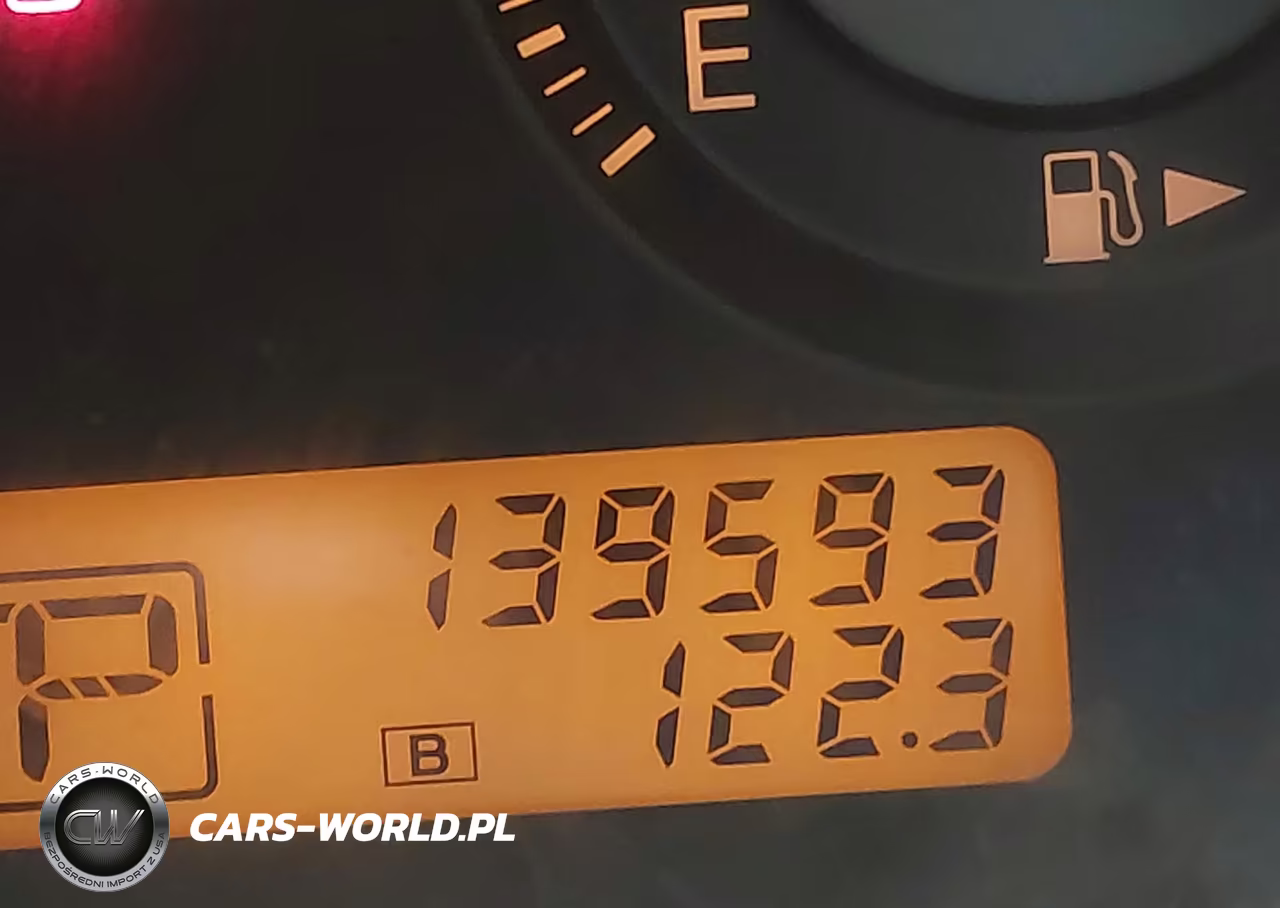 2009 Nissan Versa 1.8S VIN:3N1BC13E29L435893 - 16