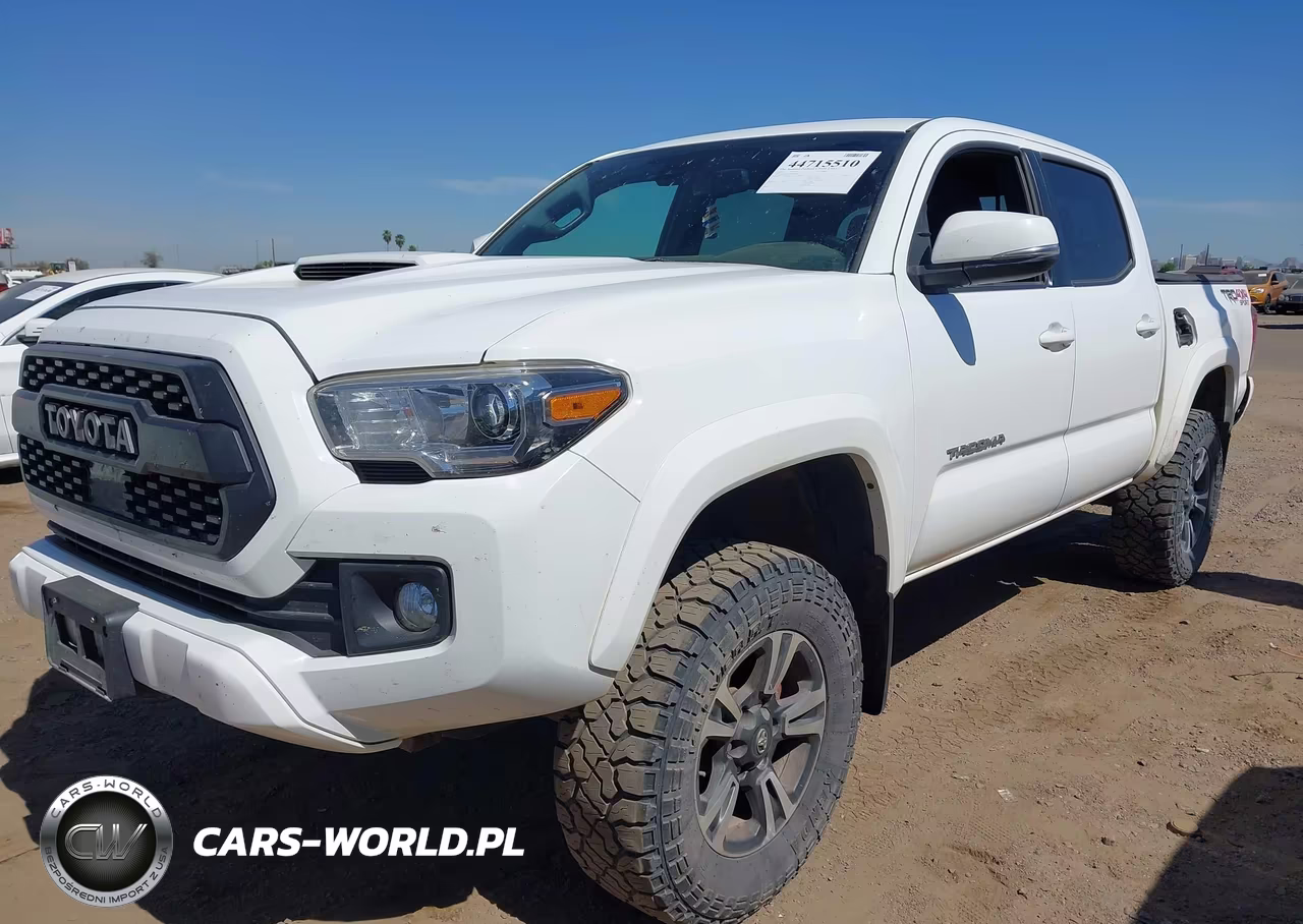 2018 Toyota Tacoma Trd Sport VIN:5TFCZ5AN4JX129667 - 2