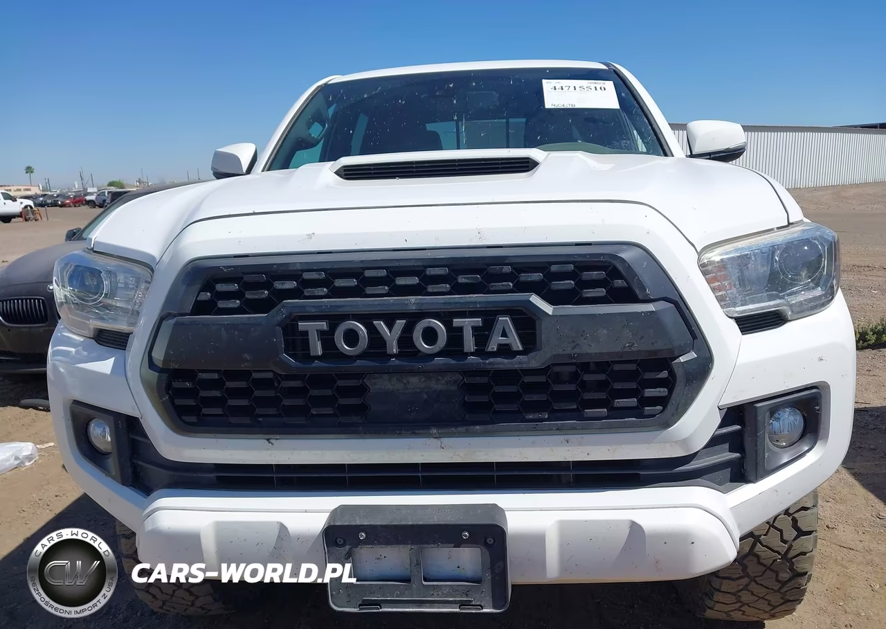 2018 Toyota Tacoma Trd Sport VIN:5TFCZ5AN4JX129667 - 6