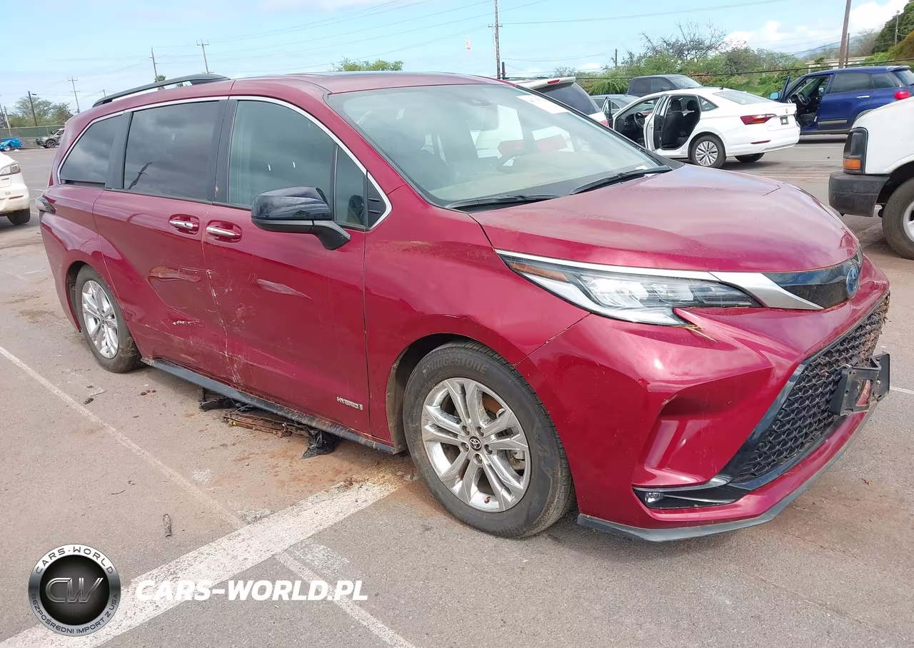2021 Toyota Sienna Xse