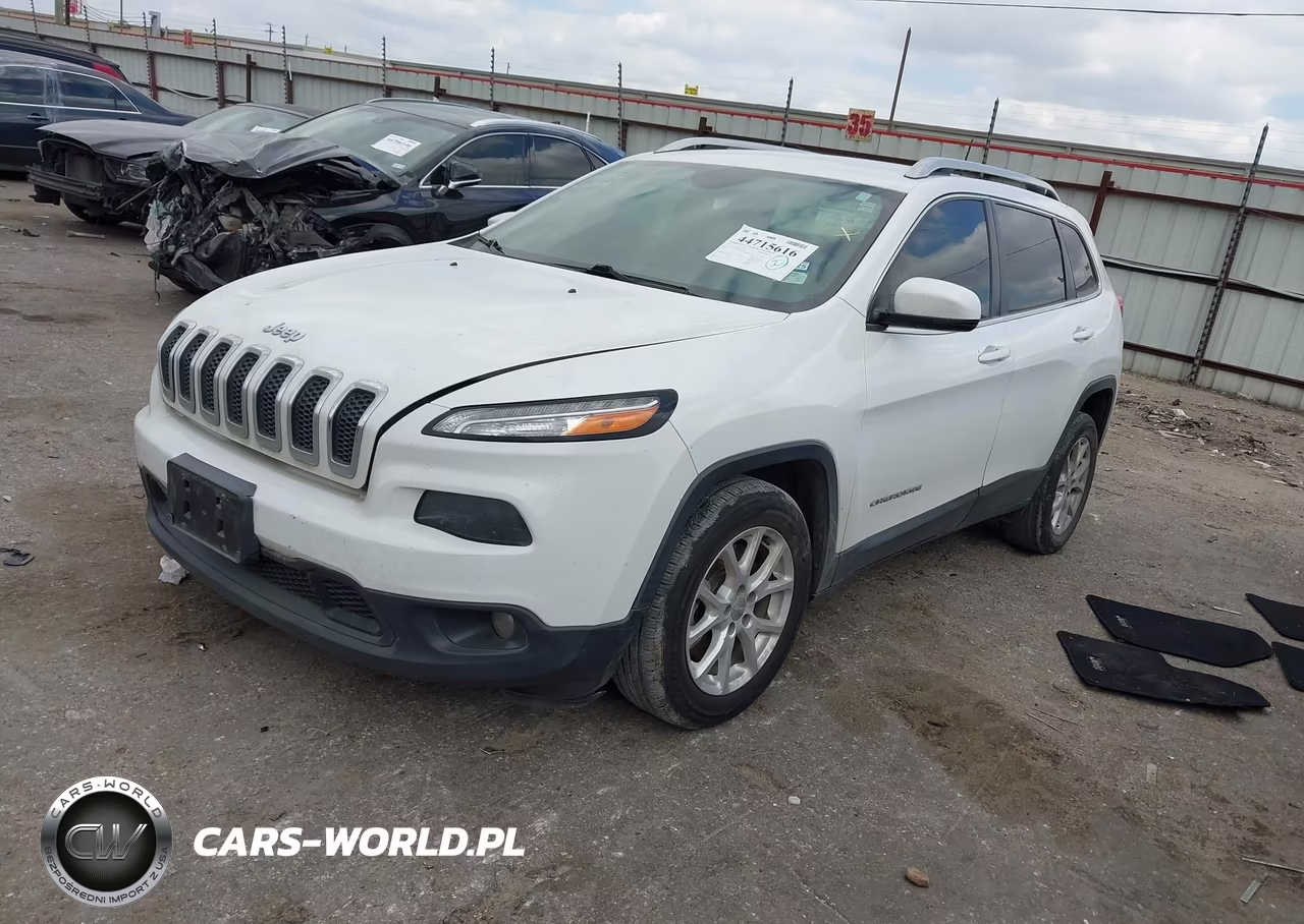 2017 Jeep Cherokee Latitude Fwd VIN:1C4PJLCB5HW650106 - 2