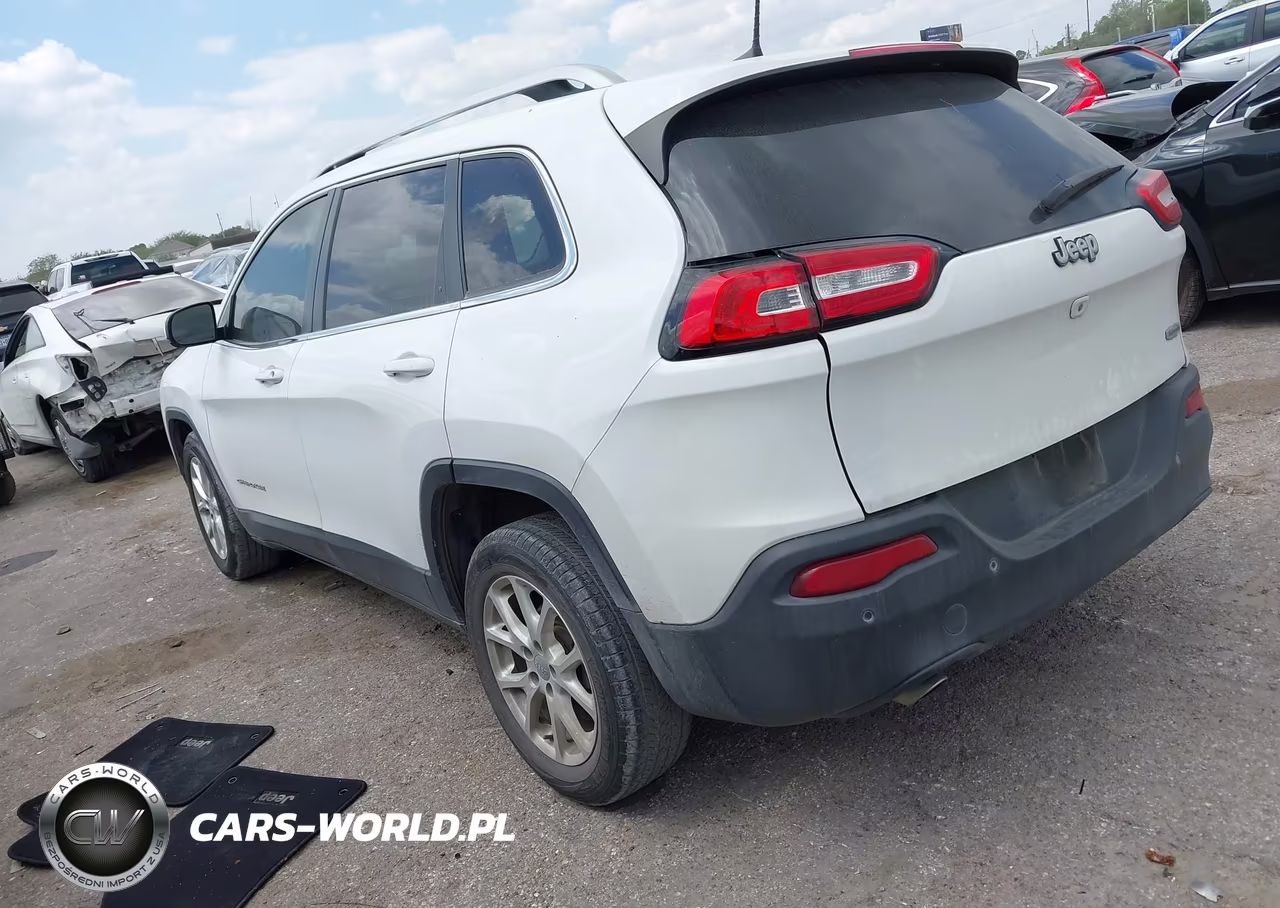 2017 Jeep Cherokee Latitude Fwd VIN:1C4PJLCB5HW650106 - 3