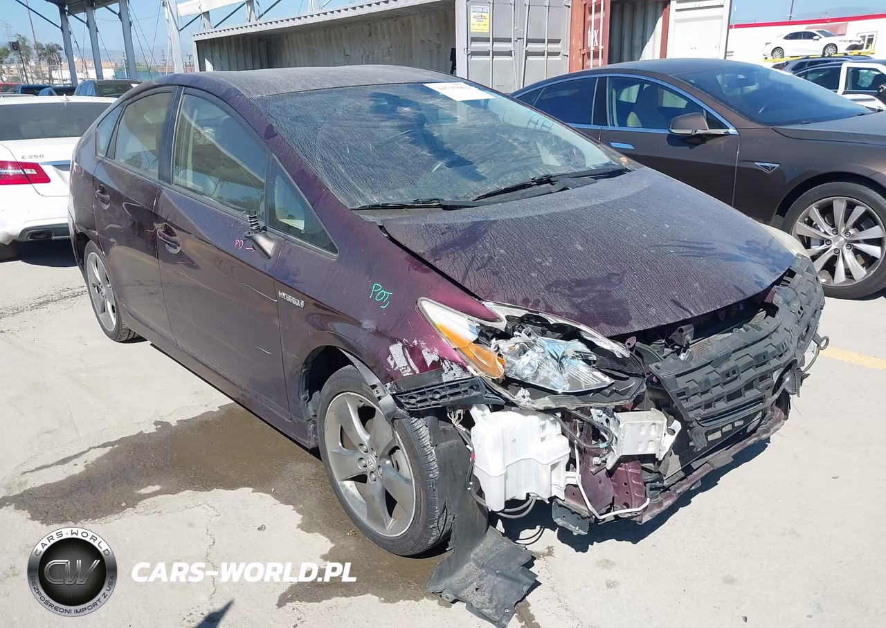 2013 Toyota Prius Three Se